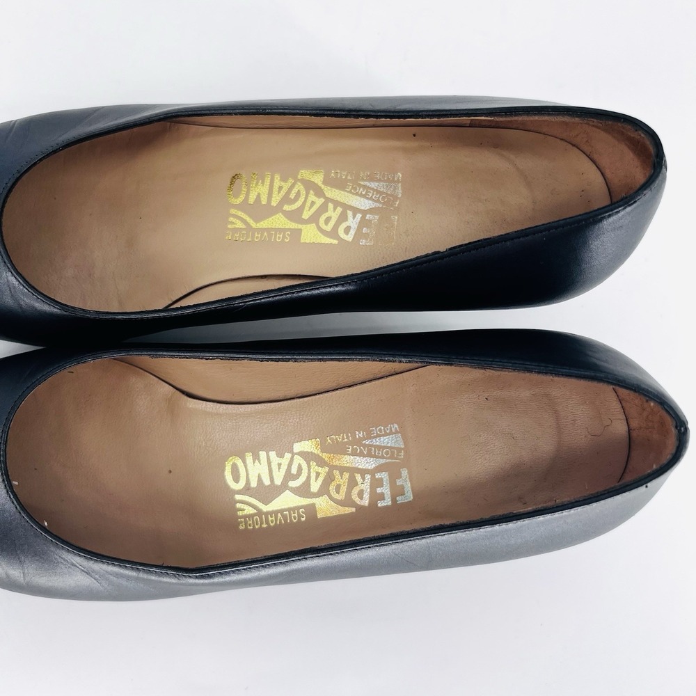 Salvatore Ferragamo Slate Gray Pearl Leather with Chrome Gancini Logo Heel 6.5B - Picture 8 of 12